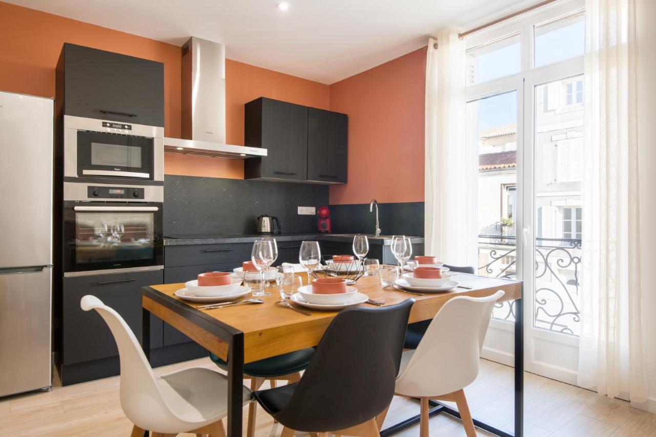 Magnifique T3 Totalement Renove, Hypercentre Rochefort, Arrivee Autonome ! Dış mekan fotoğraf
